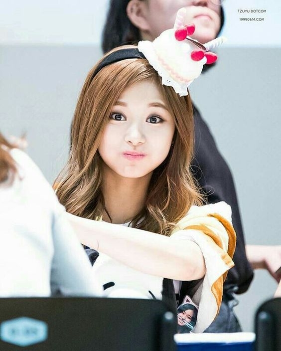 11004