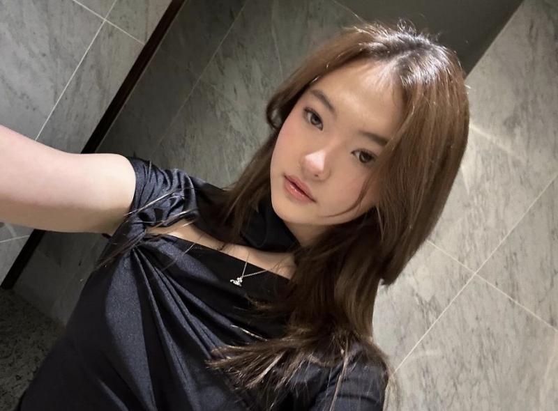 ELLA.jpg