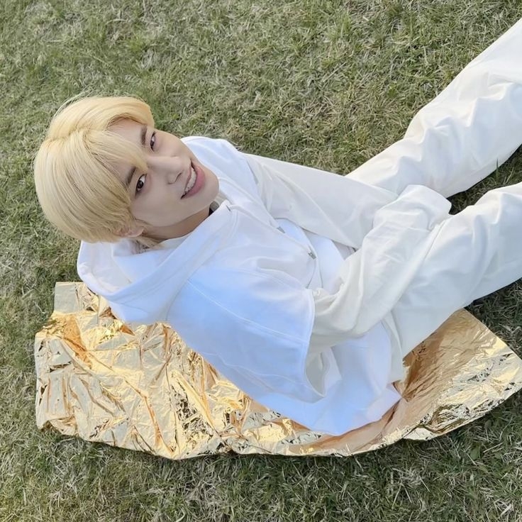 enhypen jake boyfriend.jpeg