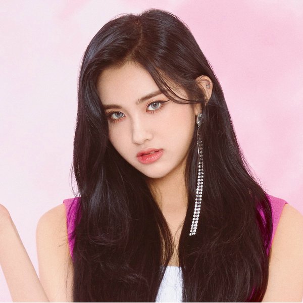 Everglow - Aisha (Profile) 01.png