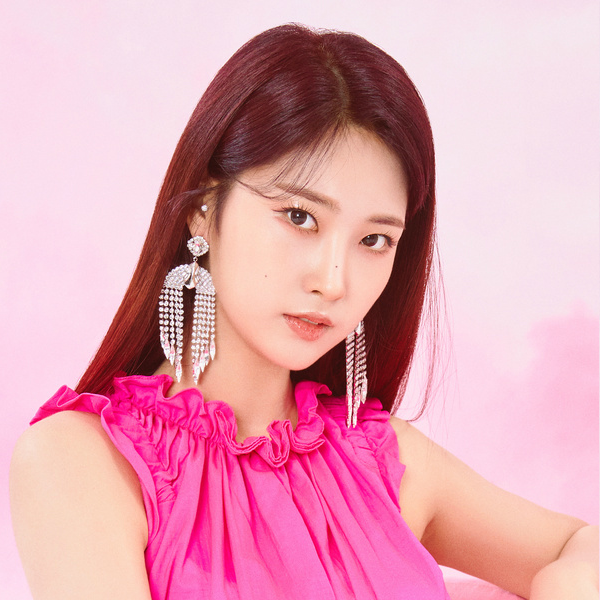 Everglow - Sihyeon (Profile) 01.png
