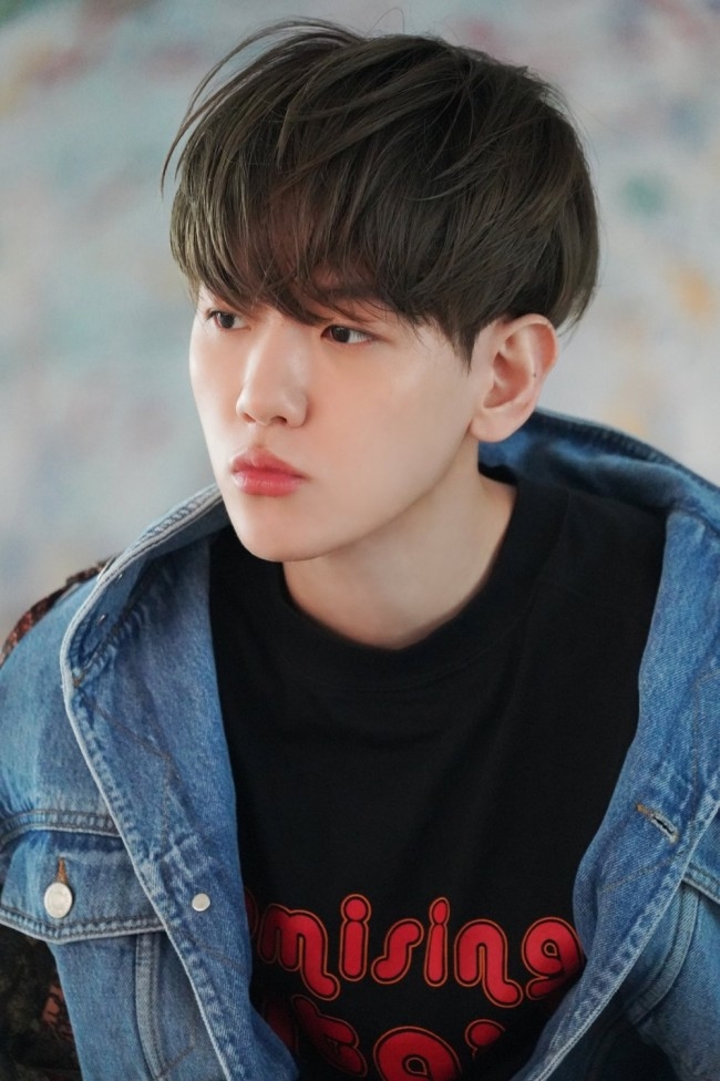 exo-baekhyun-unveilscandy-comeback-stage-on-the-5th-hip-performance.jpg