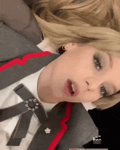 ezgif-6a8e1b36c343bb77.gif
