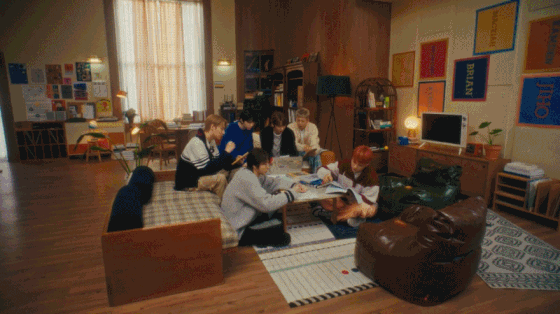 ezgif-835ee1ca55791fdd.gif