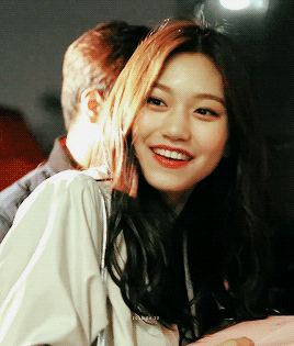 F71561F6-D8B7-4F5A-ACD1-EF8728FCB6CA.gif