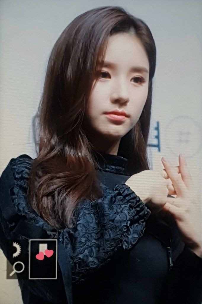 fecbe6acde723869a324bbd489e1035a.jpg