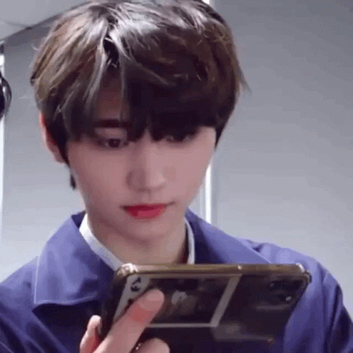 gayixiang-sunghoon.gif