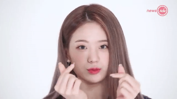 gyurilovebomb.gif
