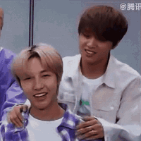 haechan hugging renjun cute.gif