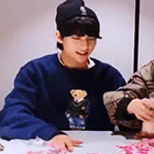 hyunjin-confetti2.gif