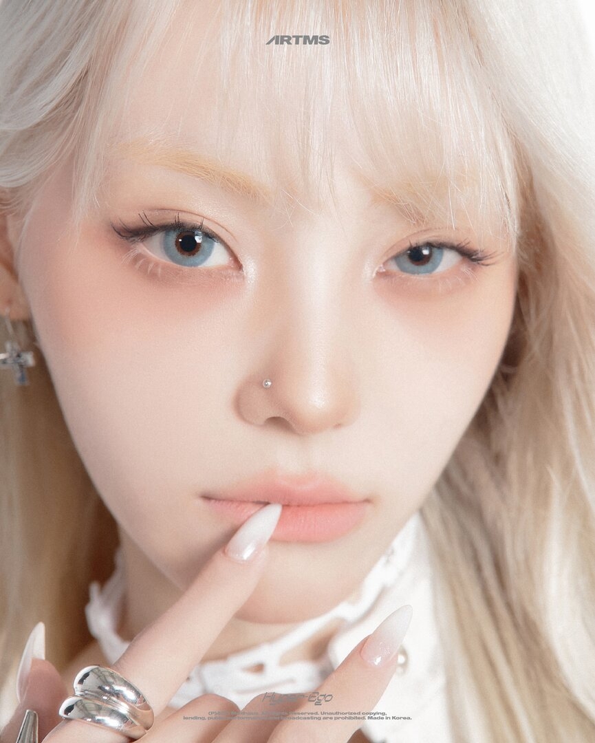 jinsoul.webp