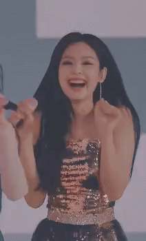 jennie happy dancing smiling cute.gif