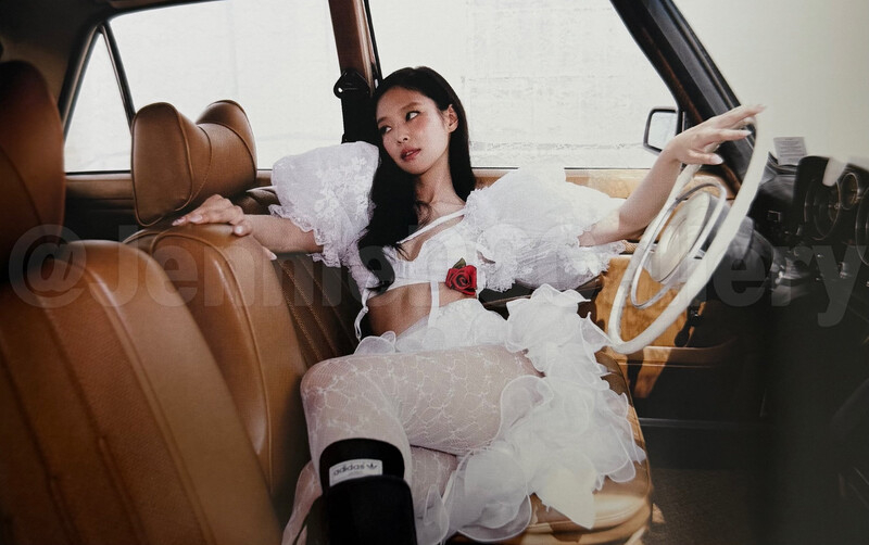 JENNIE-Single-Mantra-Scans-documents-6.jpeg