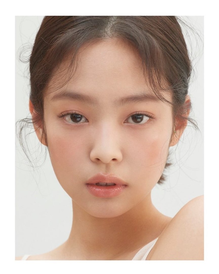 jennierubyjane_B7k4Z1YHOoL_1.jpg