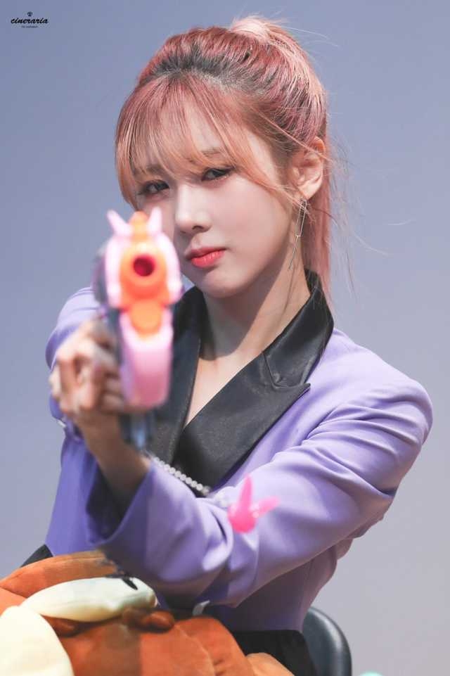 10639