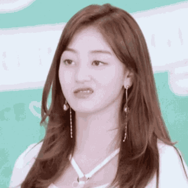 jihyo-seulisasoo.gif