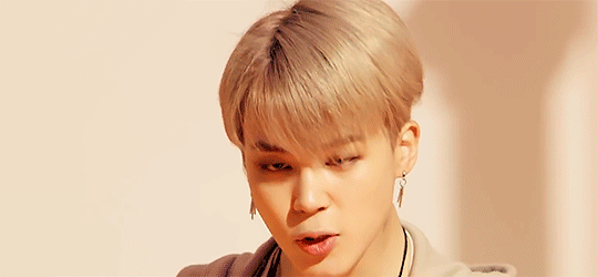 Jimin-Smokey-Eye2.gif