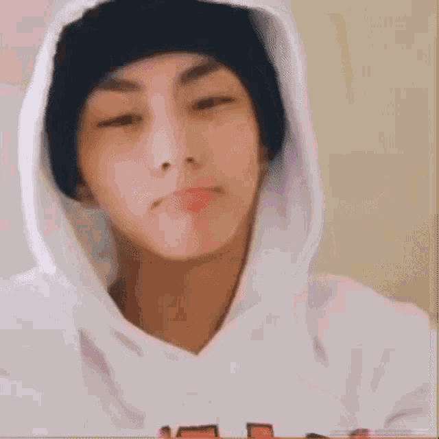 jungwon-yang-jungwon.gif