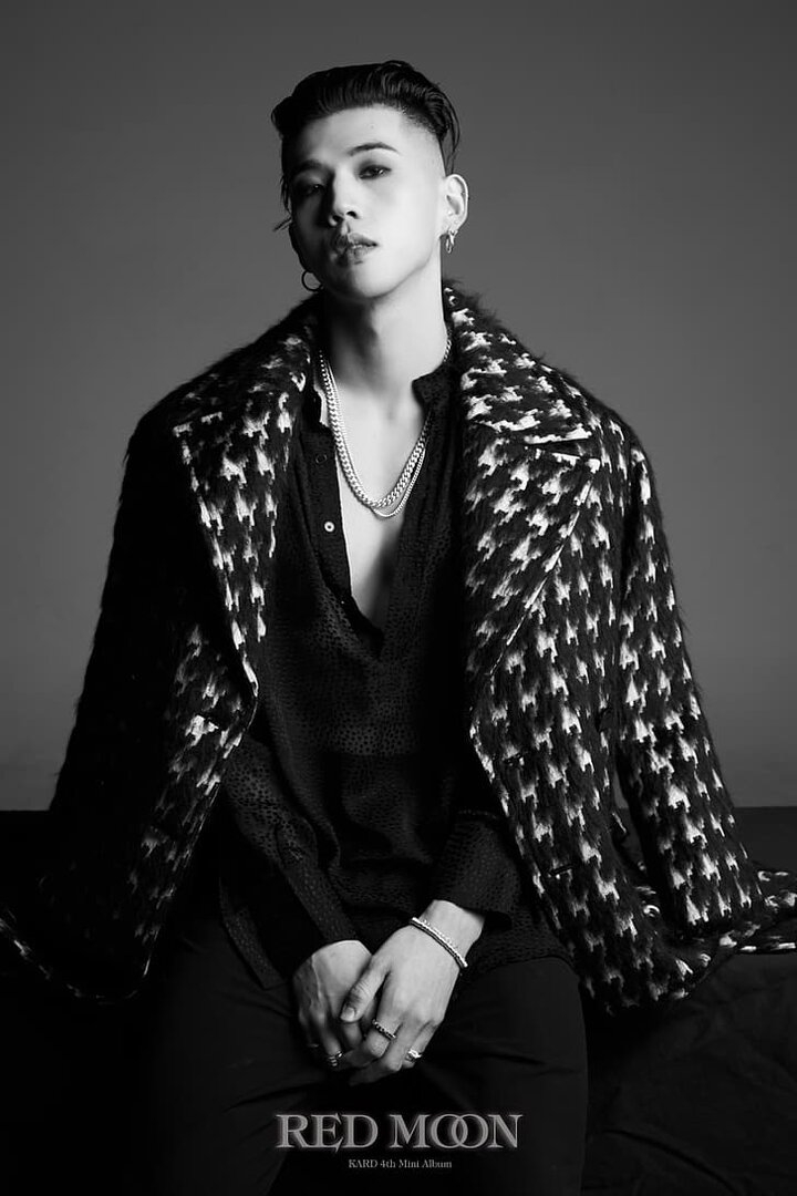 k-a-r-d-k-pop-matthew-kim-hd-wallpaper-preview.jpg