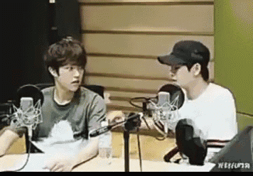 kpop-fight.gif