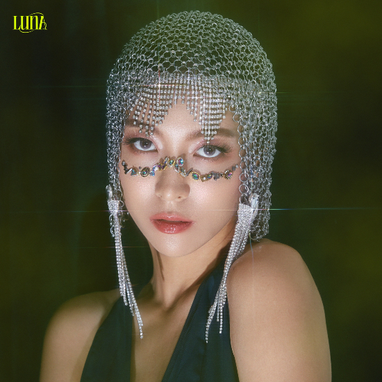Luna-Madonna-teaser-new-1_27.jpg