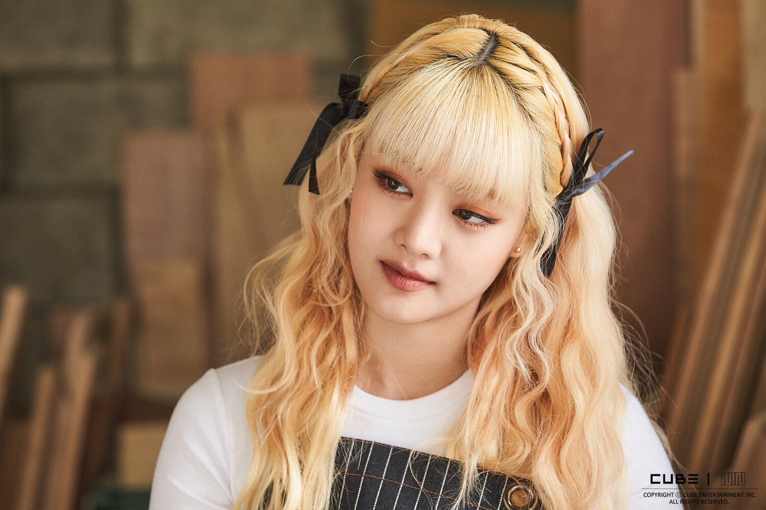 Minnie - 2021 Seasons Greeting 01.jpg