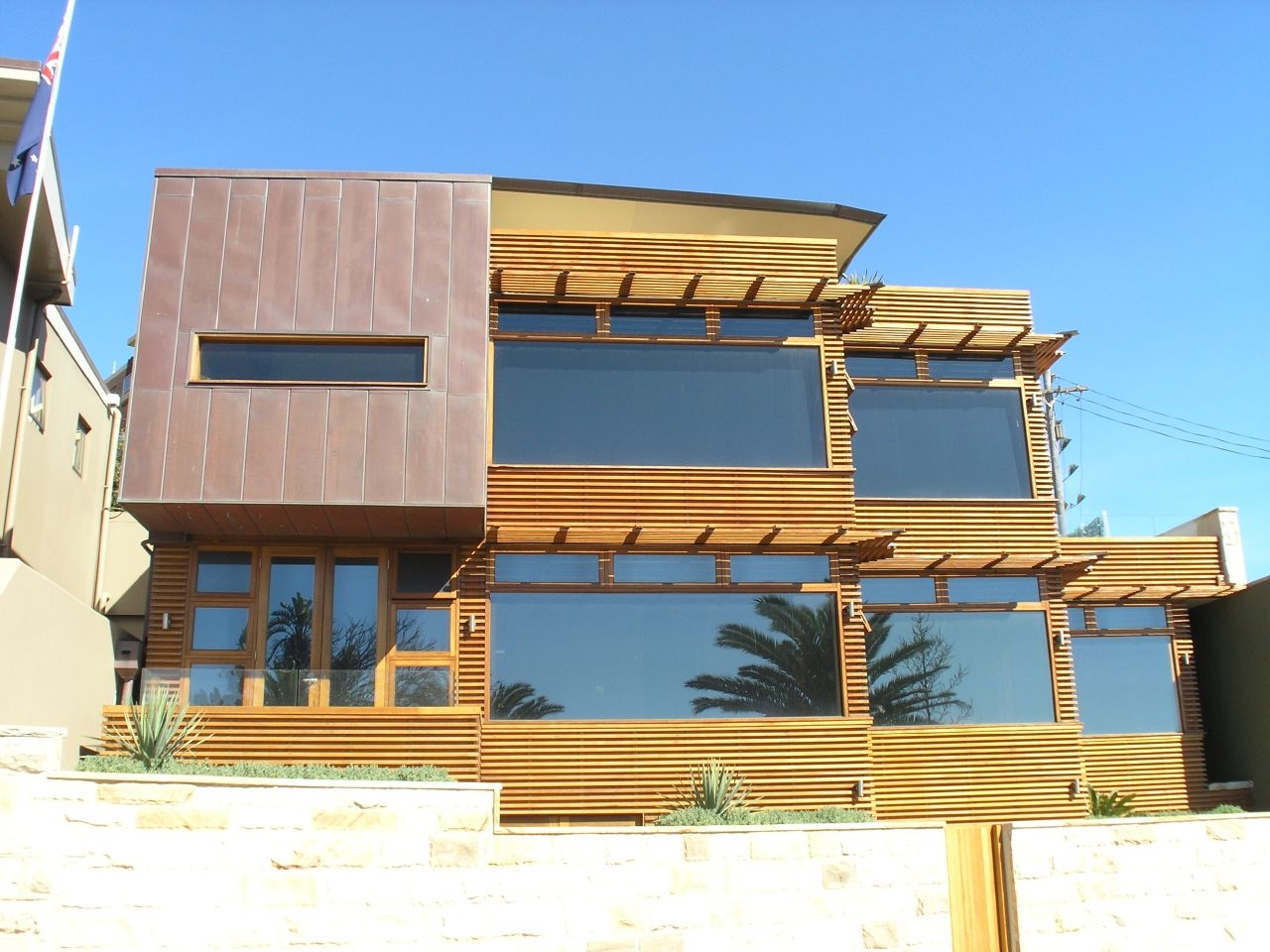Modern_house_Bronte.jpg