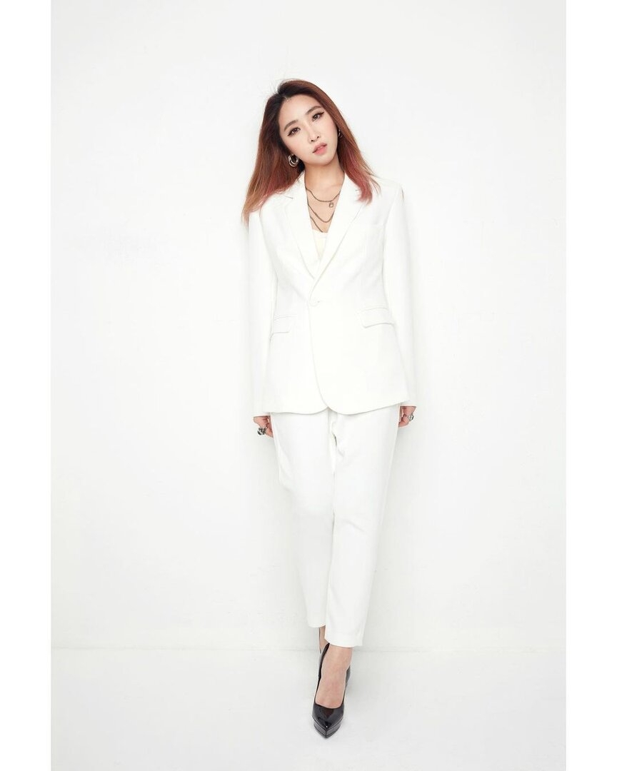 mz.ent.official-1606783094298.jpg