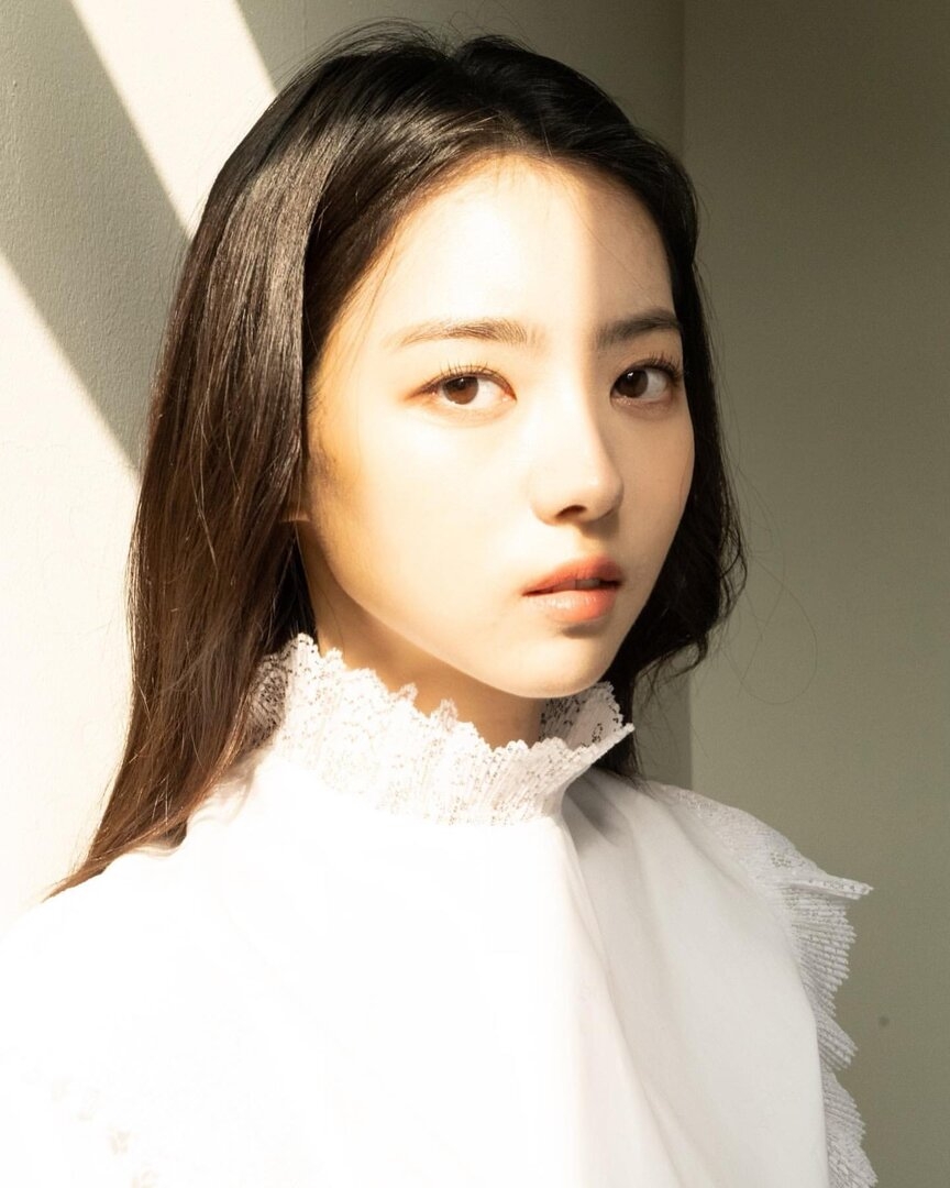nayoung_lim95___CHPEOS6HQj1___.jpg