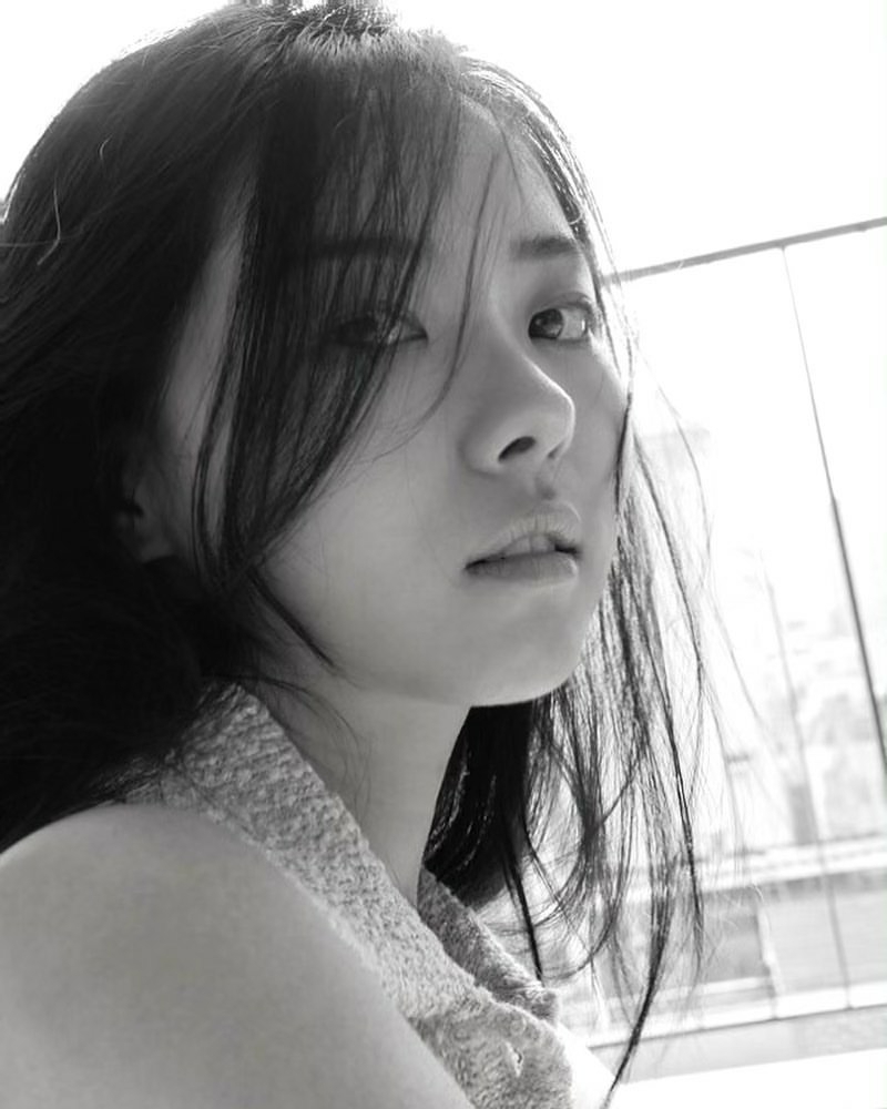 nayoung_lim95___CIhkXfYHRqb___.jpg