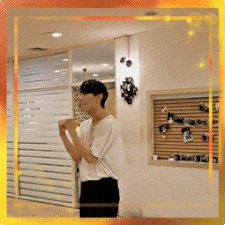 right2.gif