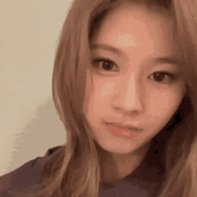 sanahotgirl-sana.gif
