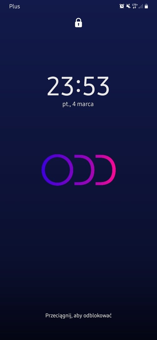 Screenshot_20220304-235319_One UI Home.jpg