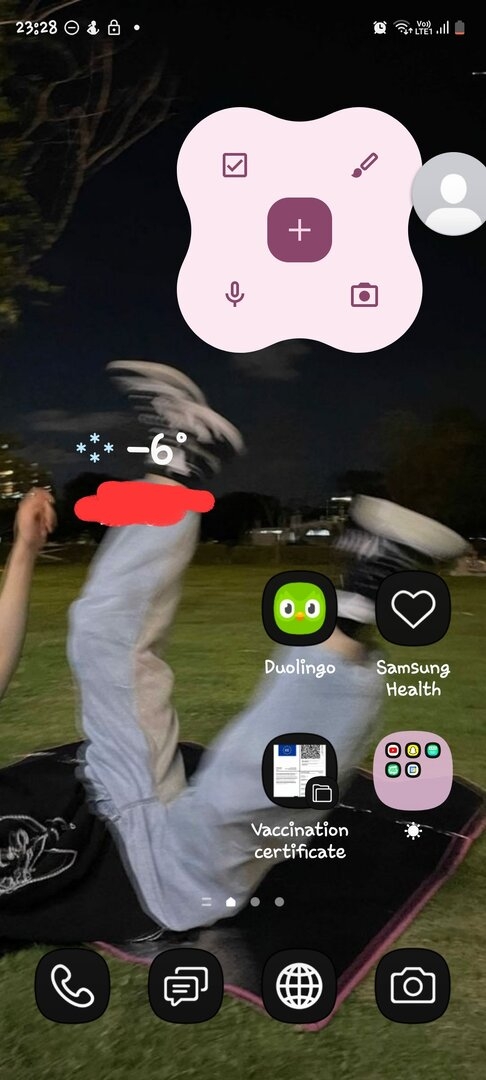 Screenshot_20221207_232847_One UI Home.jpg