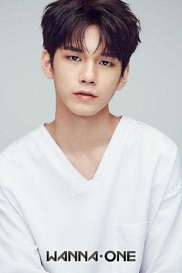 Seongwoo.jpg