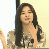 seugli blowing kiss.gif