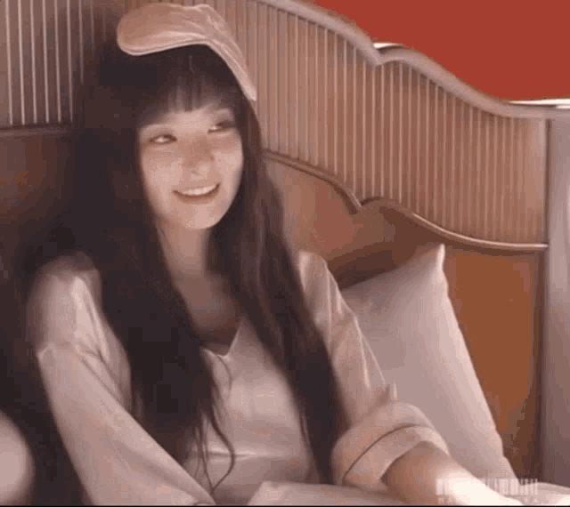 seulgi-shy-seulgi.gif