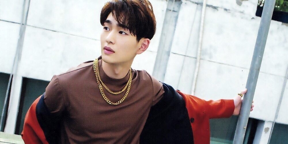 SHINee-Onew.jpg