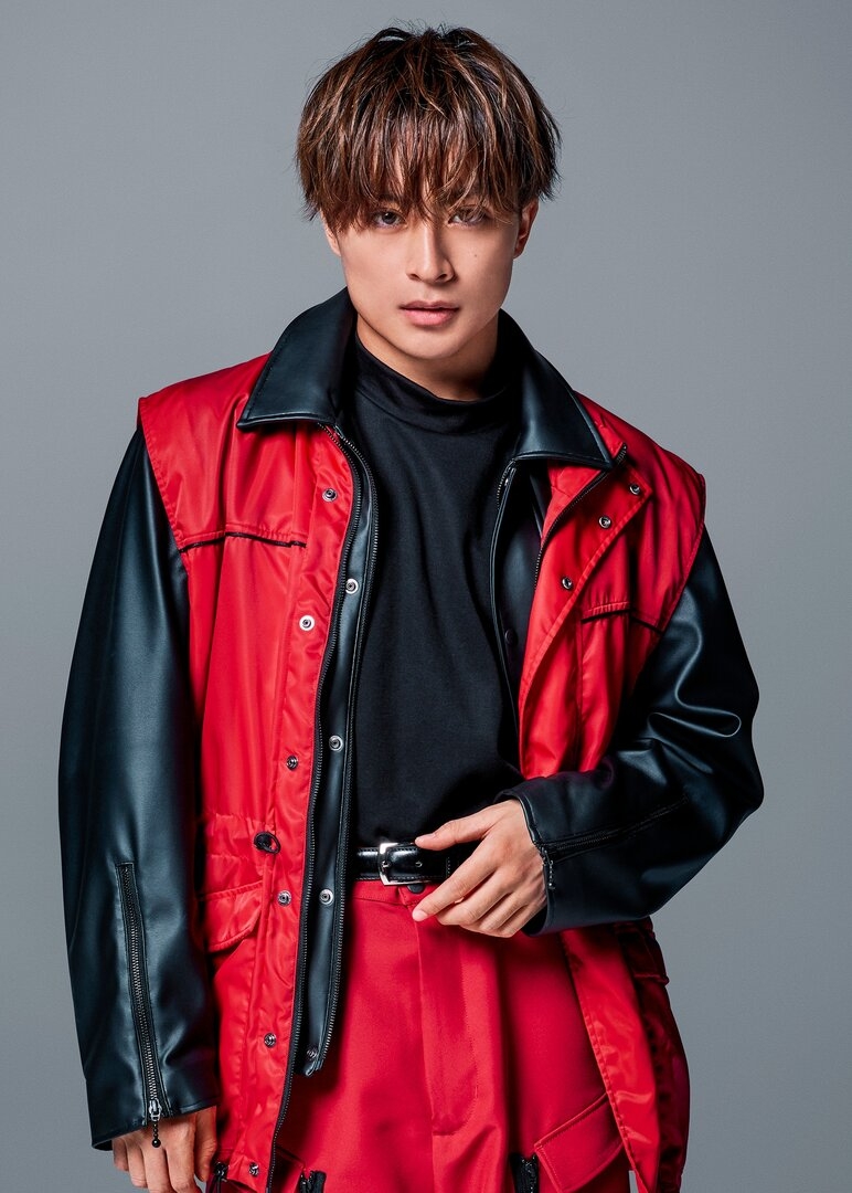 Shirahama_Alan_-_RED_PHOENIX.jpg