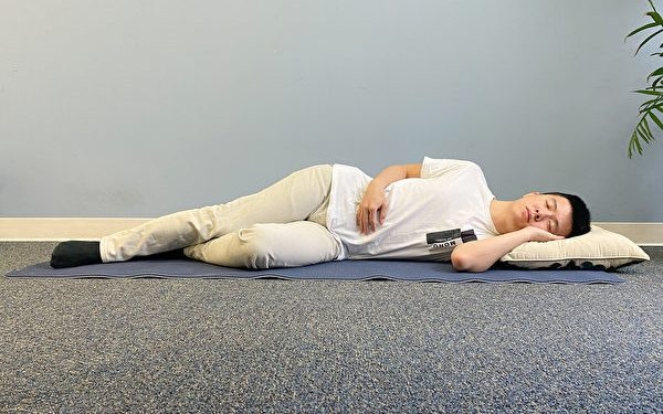 sleep-position1-0629-600x400-1-600x375.jpg