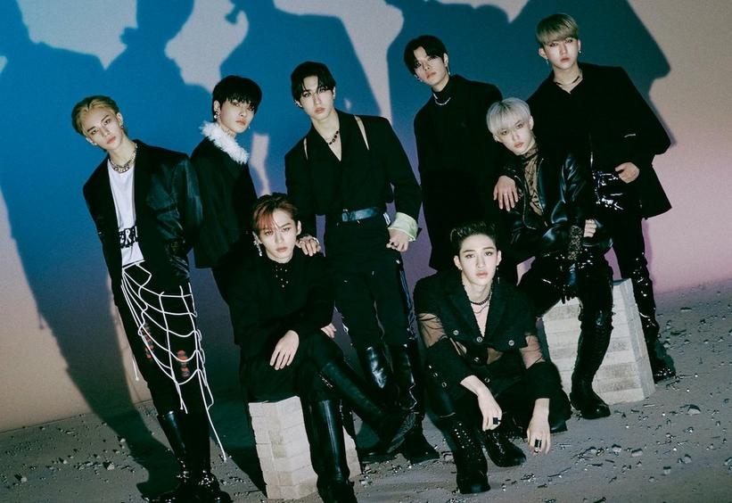Stray Kids_ODDINARY_1.jpg