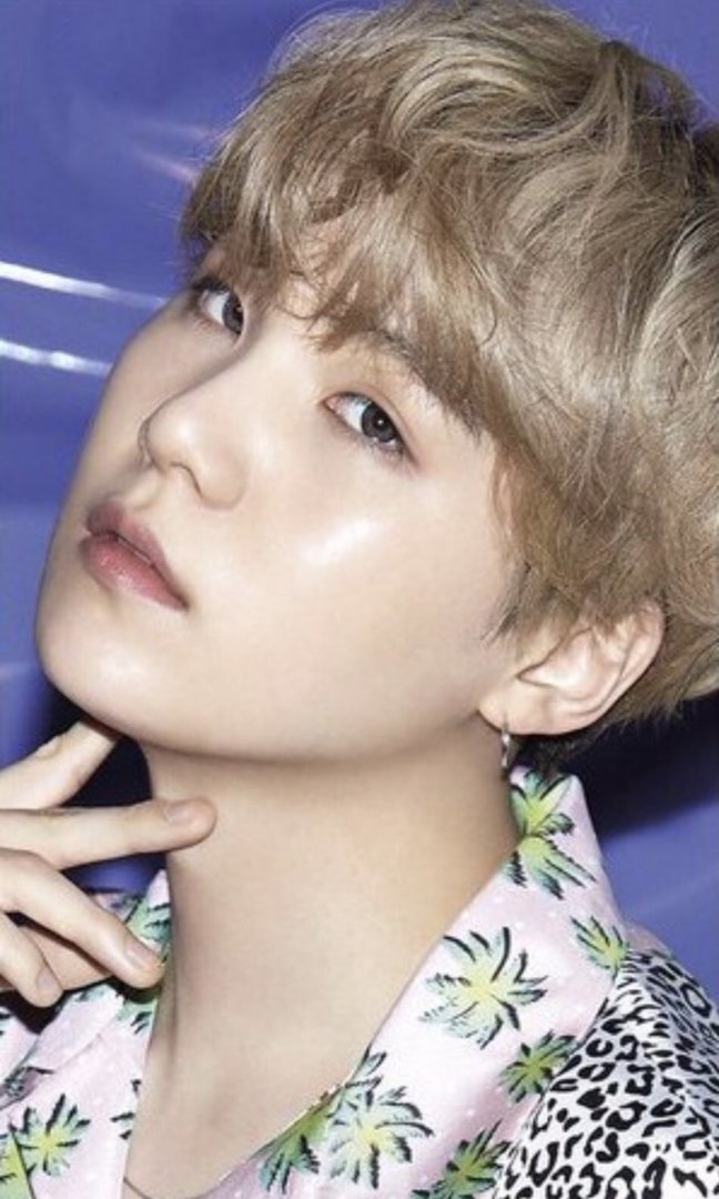 Suga_Lights_Boy_With_Luv_Promo_Picture.jpg