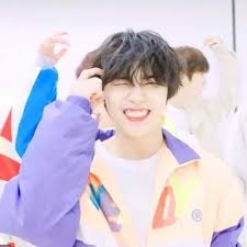 SUNBAENIMMMMMM SEONGMIN.jpg