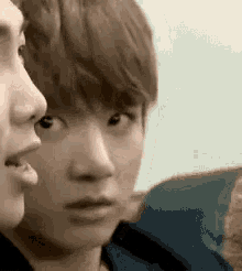 tenor (4).gif