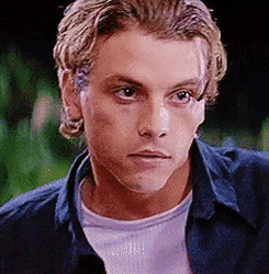 tumblr_59579562422363b4b3e11191bf1c06c1_e1664dc5_250.gif