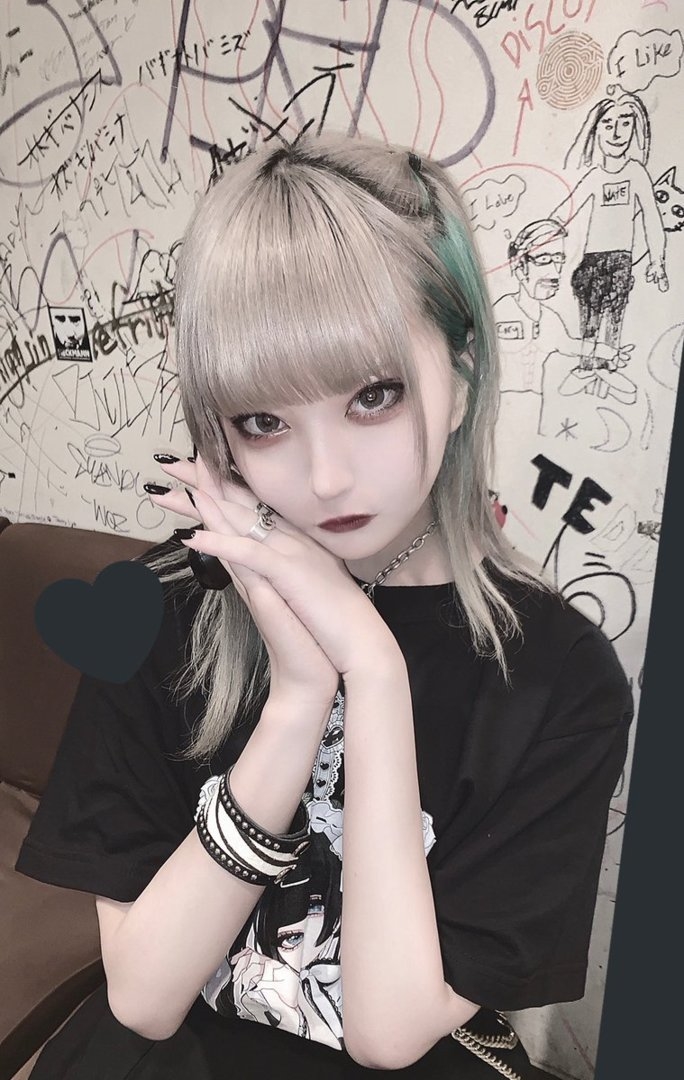 tumblr_bcaef85ea92ba6de2a5ef9d52a24caa0_058d511f_1280.jpg