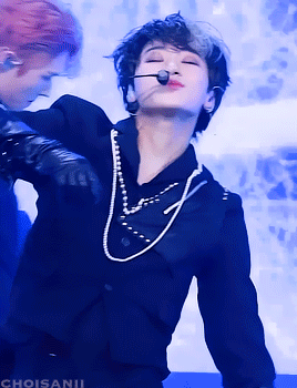 tumblr_d3e5849d5bf082f1d4a9af85d006b0c7_7713fe75_400.gif