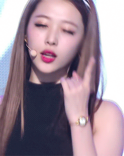 tumblr_n88h5tHdug1rmc3k7o4_250.gif