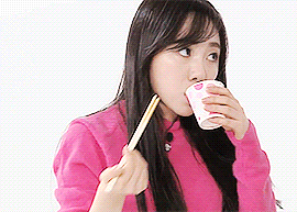 tumblr_ny7b7rEYTP1tefqylo2_r1_400.gif