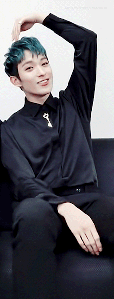tumblr_ockadzsxQE1vyk6pgo7_r1_4001.gif